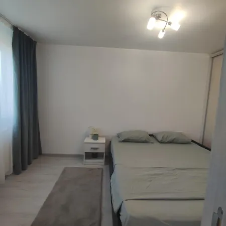 Davis Apartment *